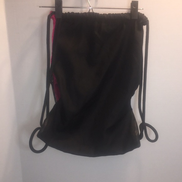 ADIDAS ALLIANCE II DRAWSTRING BACKPACK WITH ZIPPERED POCKET AND LARGE STORAGE - Picture 2 of 4